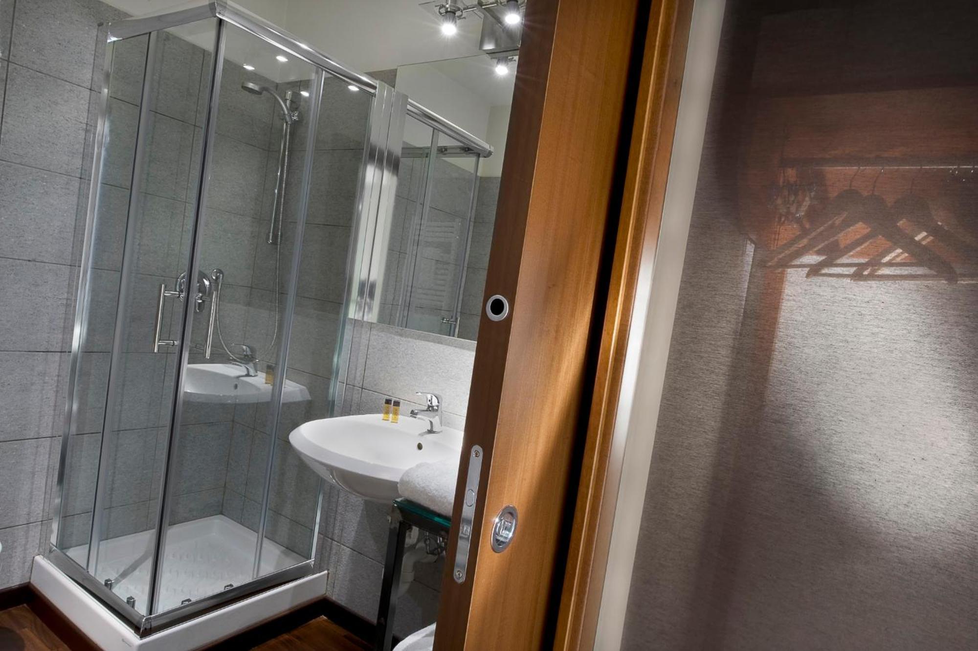 B&B Terres D'Aventure Suites Turin Luaran gambar