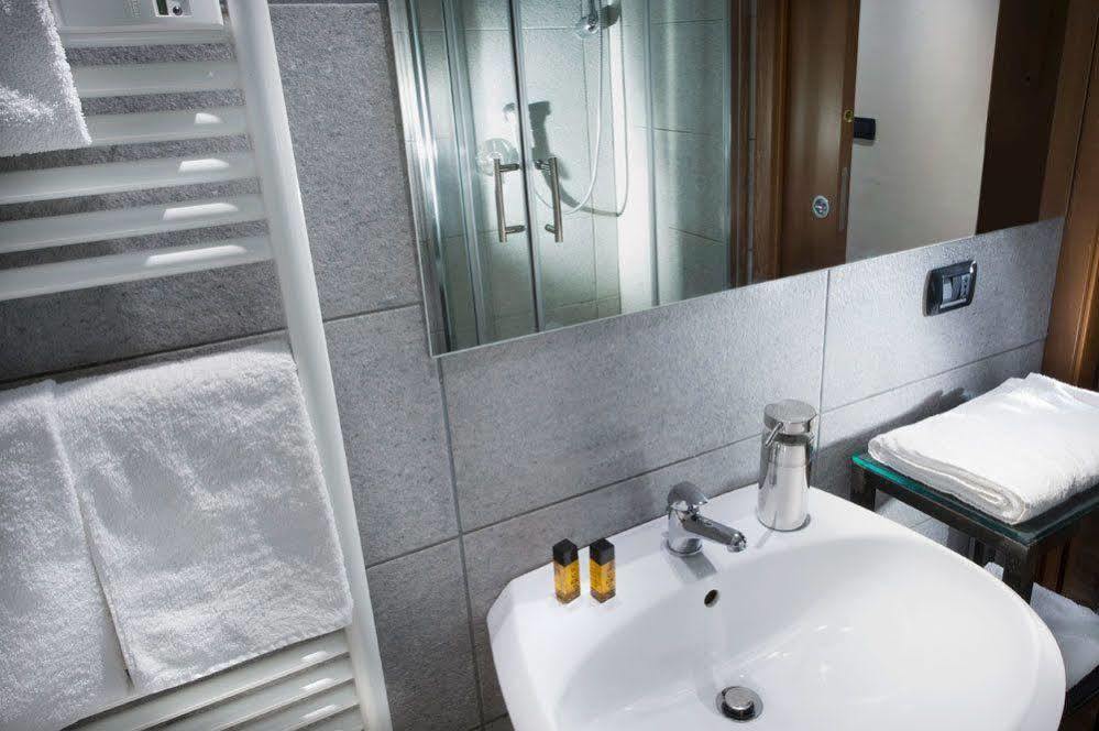 B&B Terres D'Aventure Suites Turin Luaran gambar